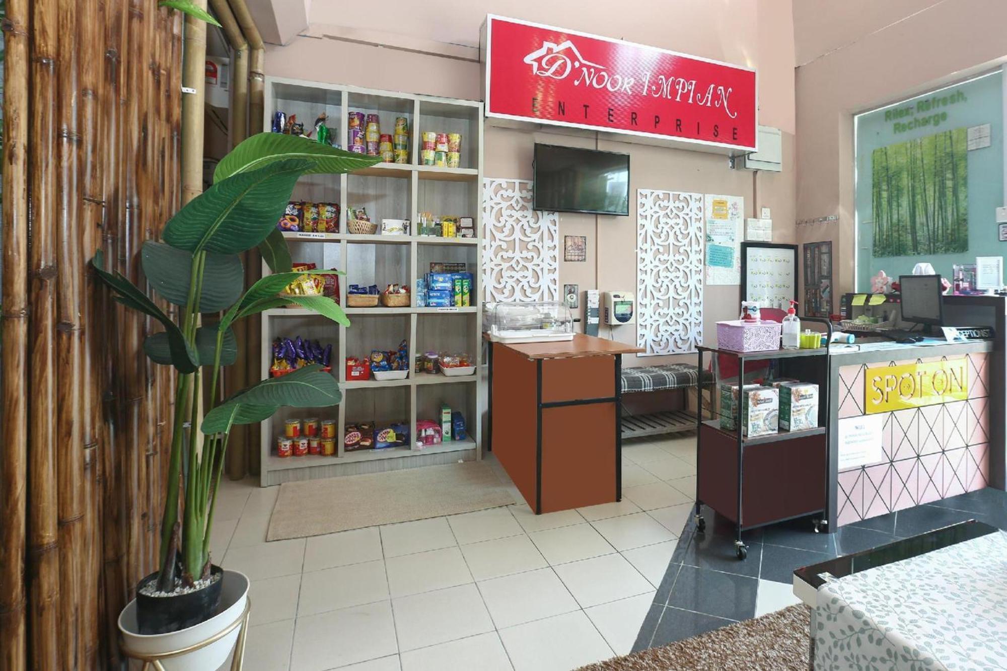 Spot On 89796 D'Noor Budget Inn Kota Bharu Exterior foto